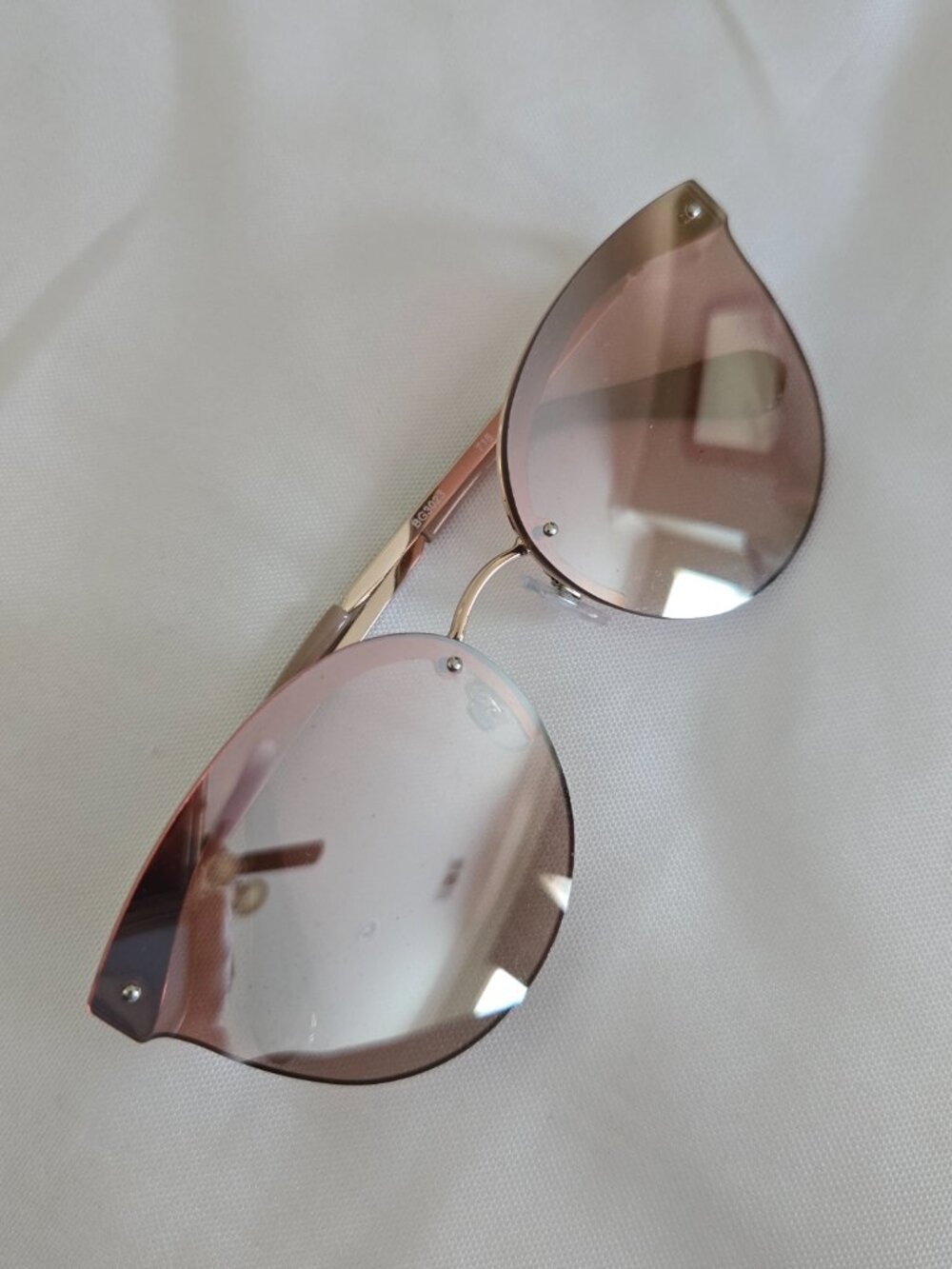BCBGeneration Rimless Cat Eye Sunglasses - Picture 3 of 8